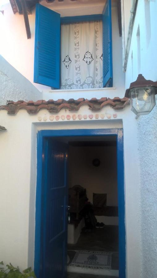 Eleanora Cottage Alonnisos Town Exterior photo