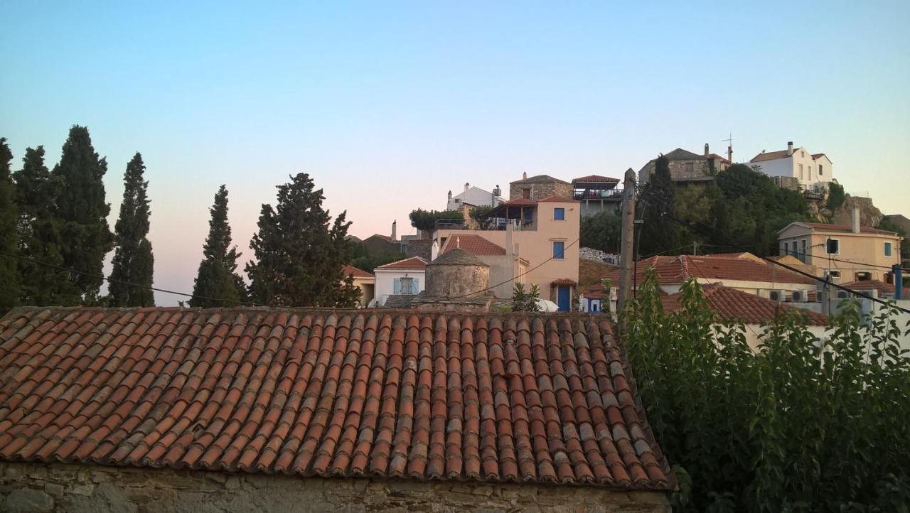 Eleanora Cottage Alonnisos Town Exterior photo